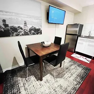 https://beach-studio-apartment-with-private-detached-bathroom.hotelstorontoontario.org