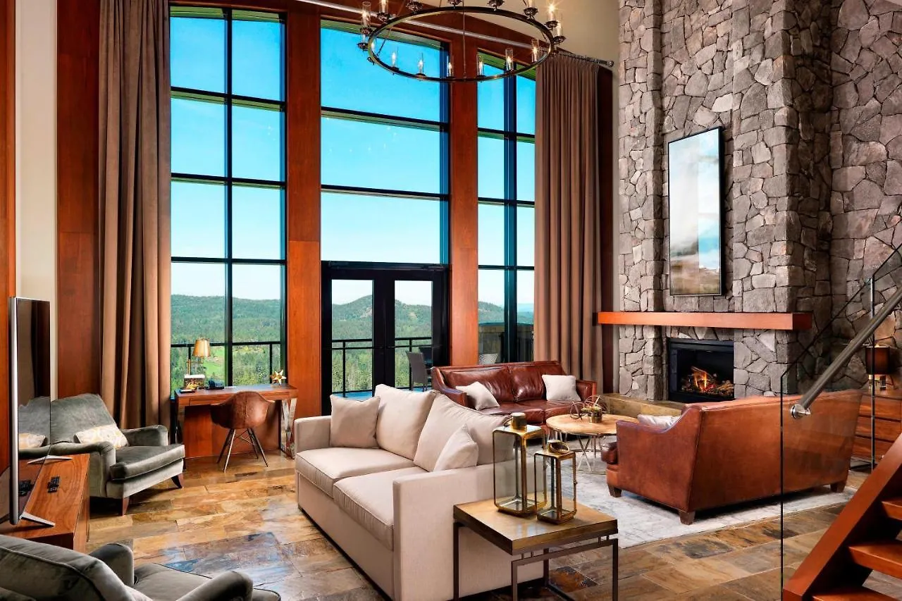 The Westin Bear Mountain Resort & Spa, Victoria Langford