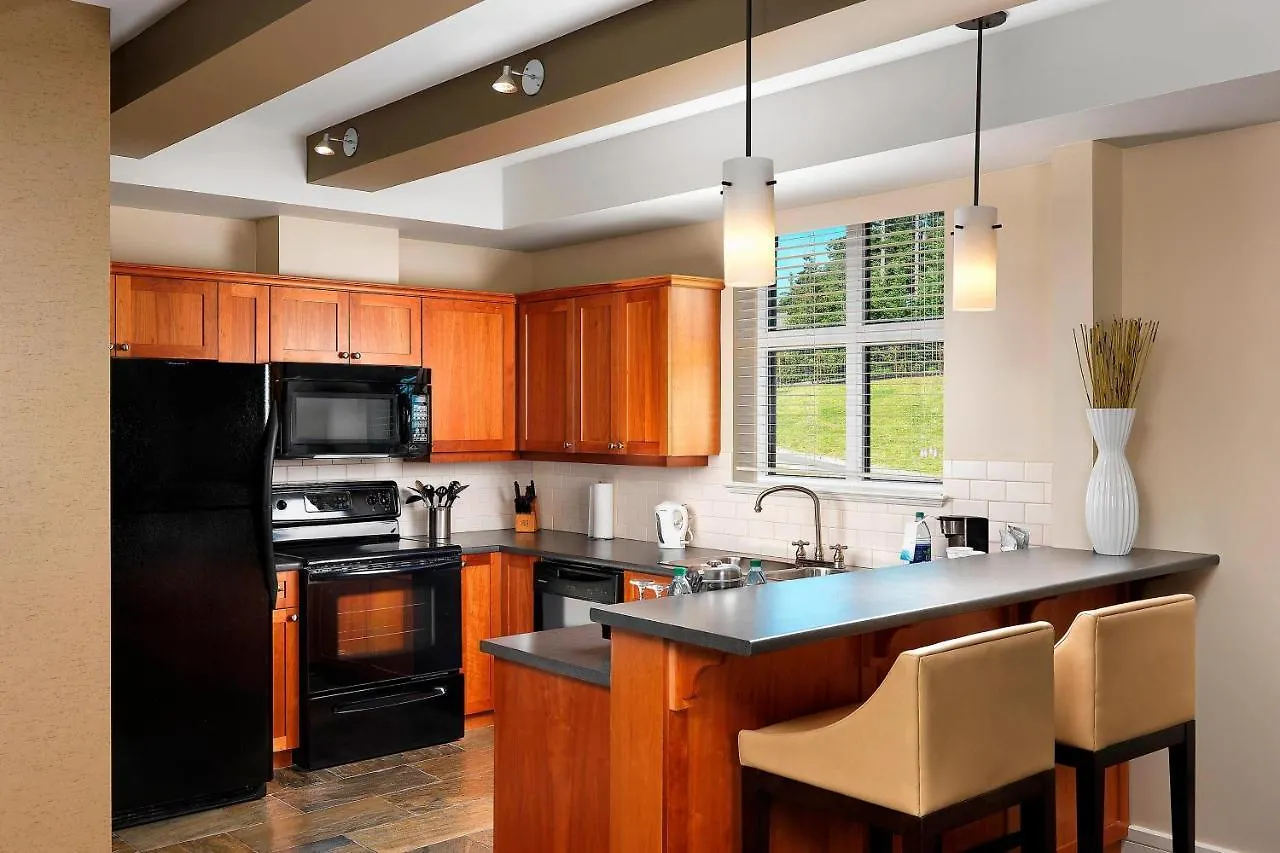 The Westin Bear Mountain Resort & Spa, Victoria Langford